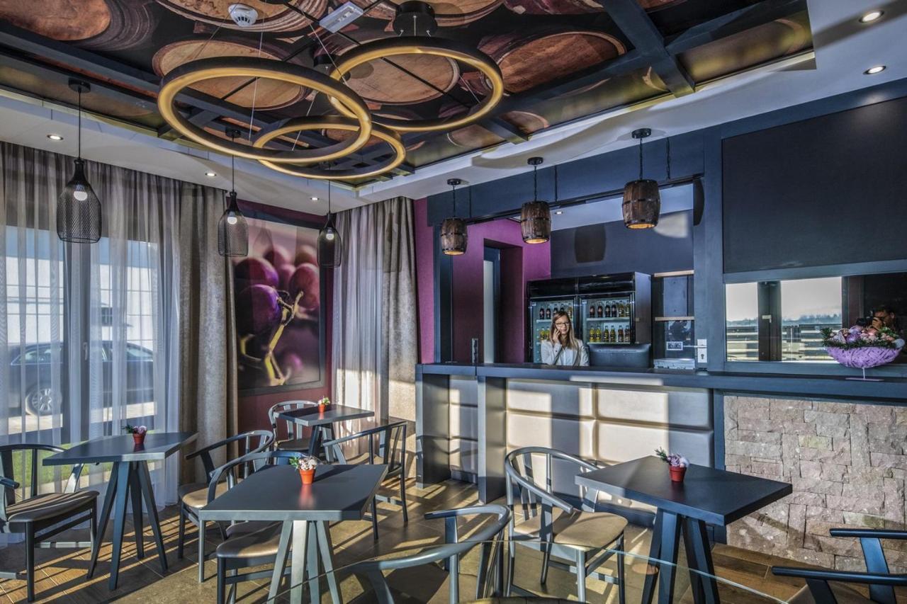 Villa Cuvee 艾格扎洛克 外观 照片